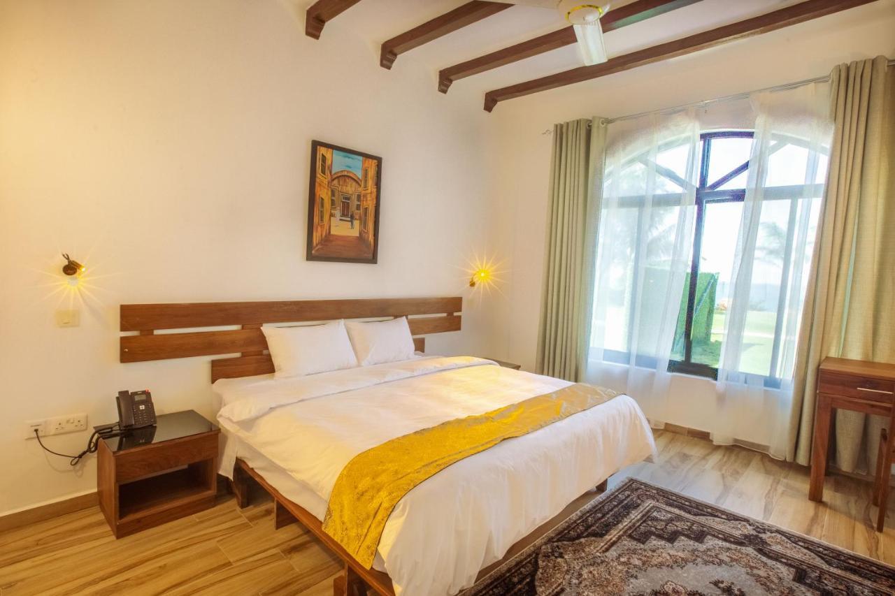 Aya Sophia Villa Garden Hotel Dar-es-Salaam Eksteriør bilde